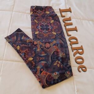 LuLaRoe Multicolored Flowers & Medallions Abstract Design Leggings. O/S